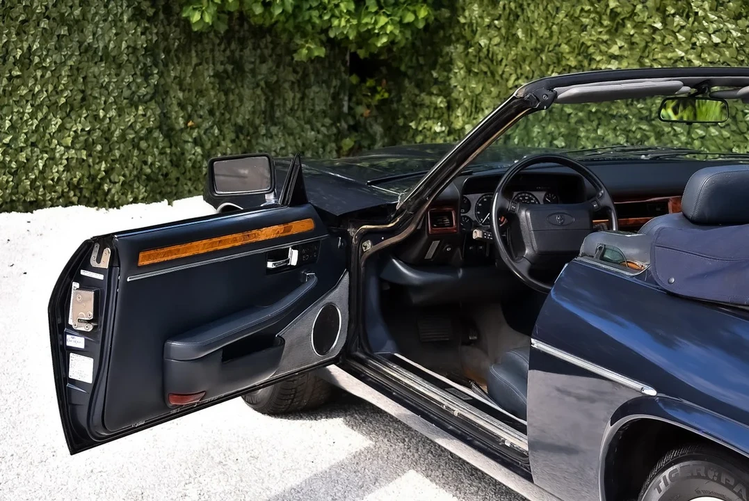 1992 Jaguar XJS Facelift V12 - Image 19 of 31