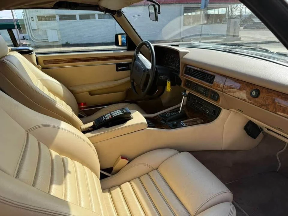 1992 Jaguar XJS Convertible - Image 11 of 16