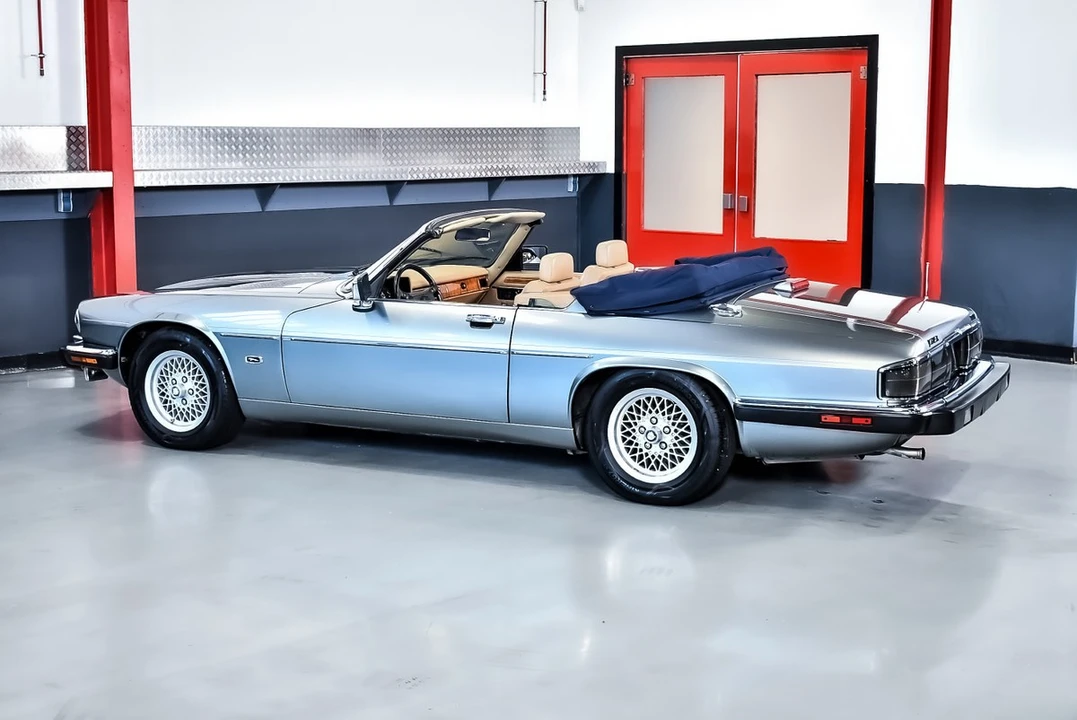 1992 Jaguar XJS Convertible - Image 17 of 30