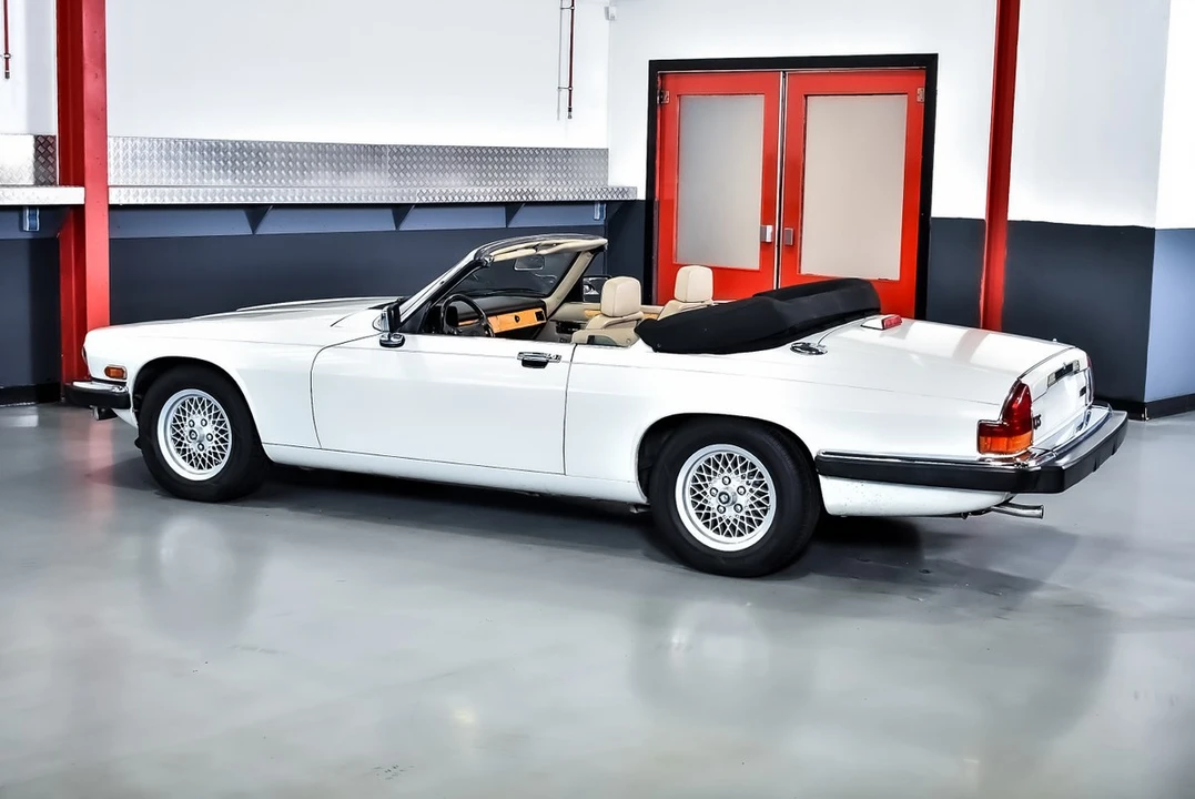 1991 Jaguar XJS Facelift V12 - Image 19 of 30