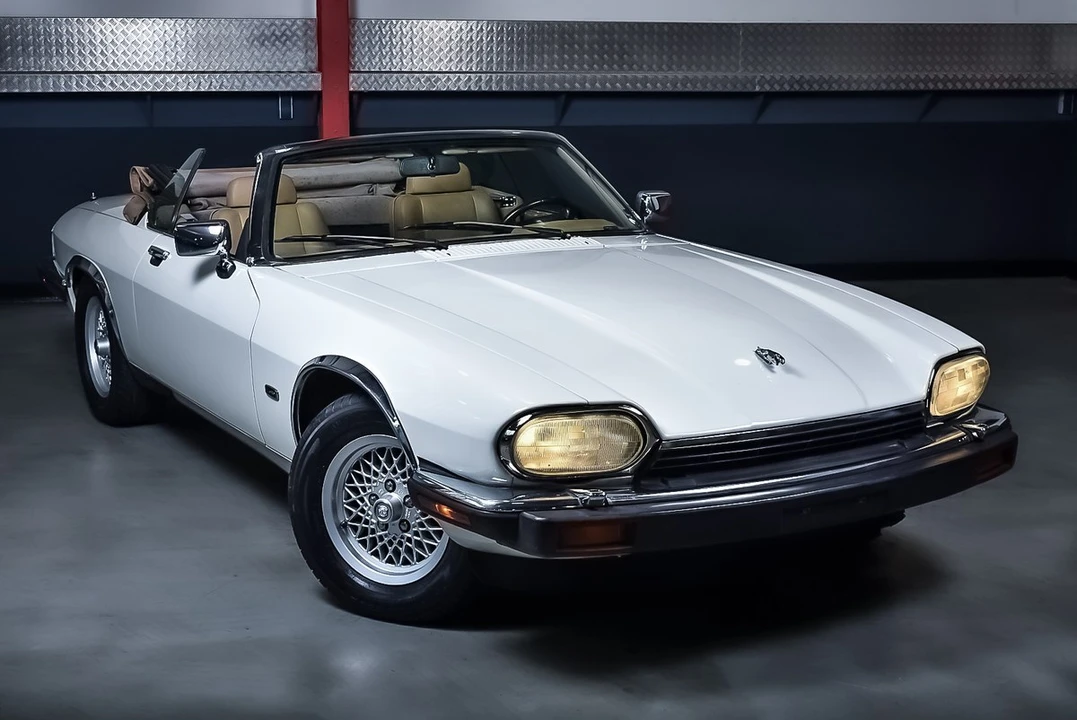 1992 Jaguar XJS Convertible - Image 9 of 30