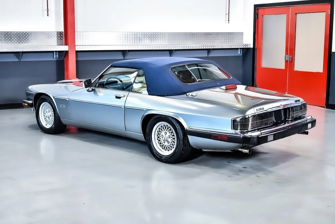 1992 Jaguar XJS Convertible - Image 24 of 30
