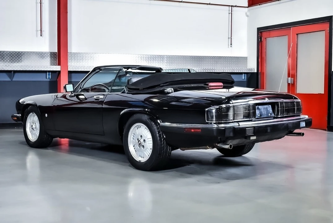 1992 Jaguar XJS Convertible - Image 16 of 30