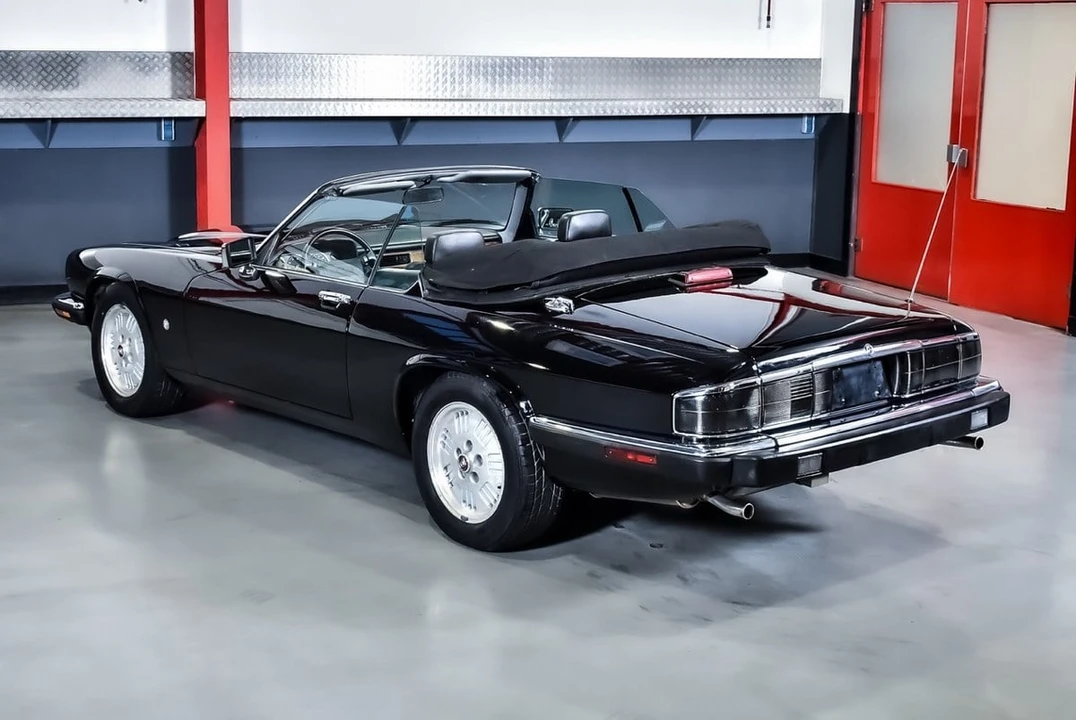 1992 Jaguar XJS Convertible - Image 15 of 30