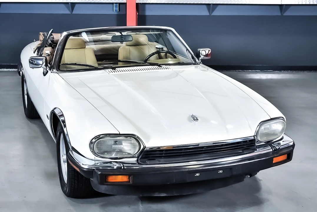 1992 Jaguar XJS Convertible - Image 5 of 30