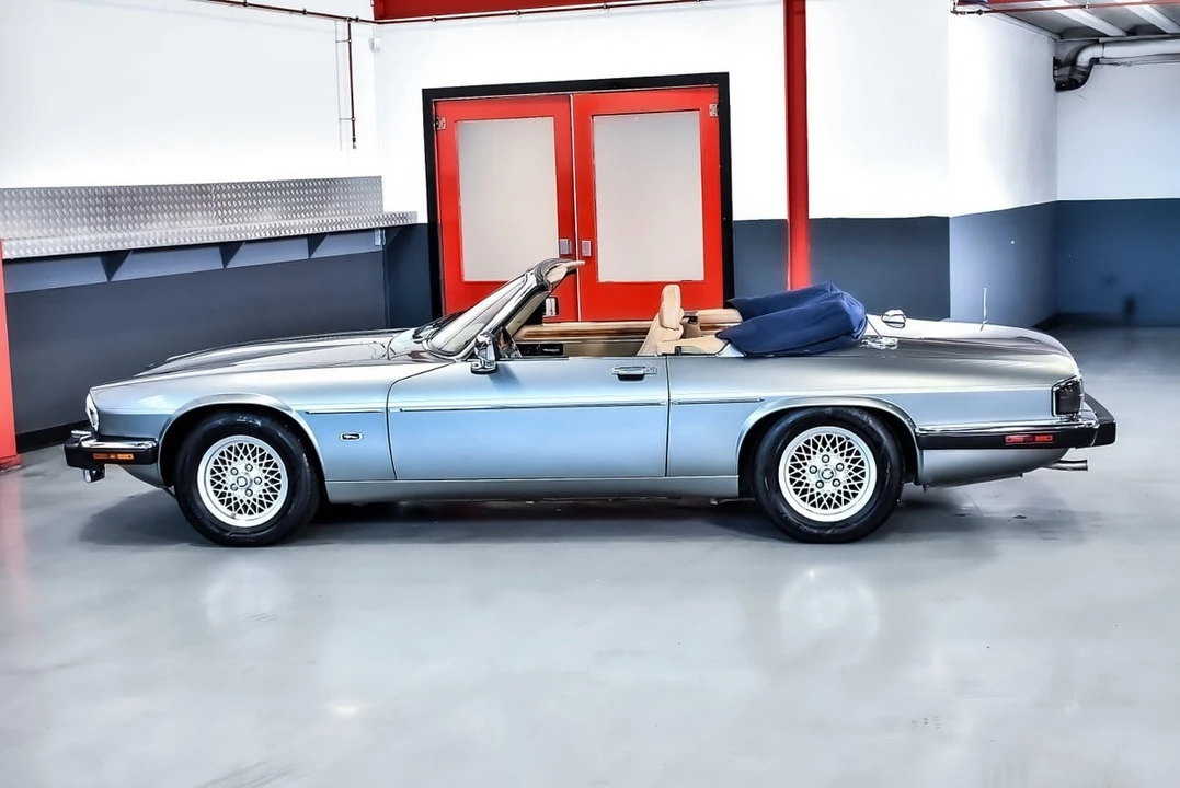 1992 Jaguar XJS Convertible - Image 19 of 30