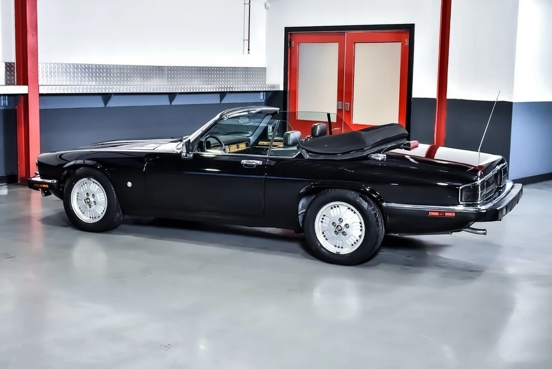 1992 Jaguar XJS Convertible - Image 17 of 30