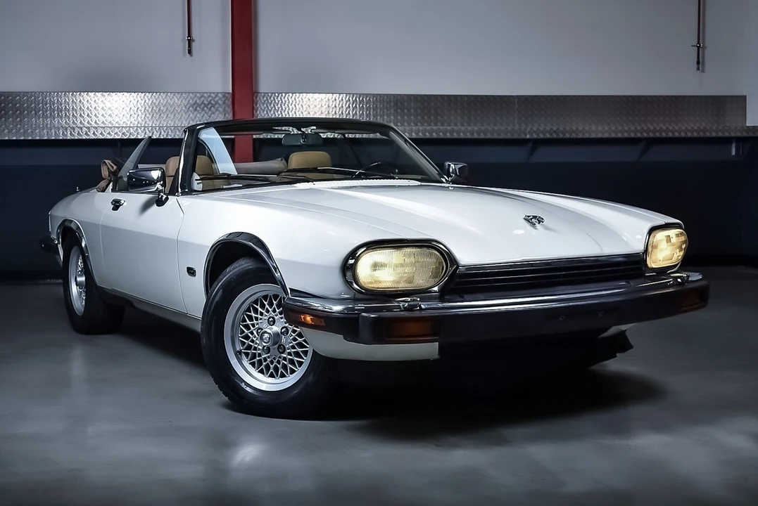 1992 Jaguar XJS Convertible - Image 10 of 30