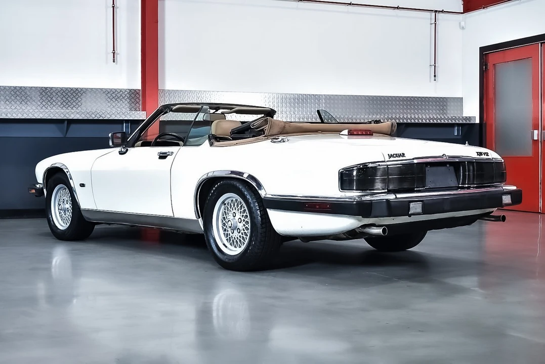 1992 Jaguar XJS Convertible - Image 21 of 30