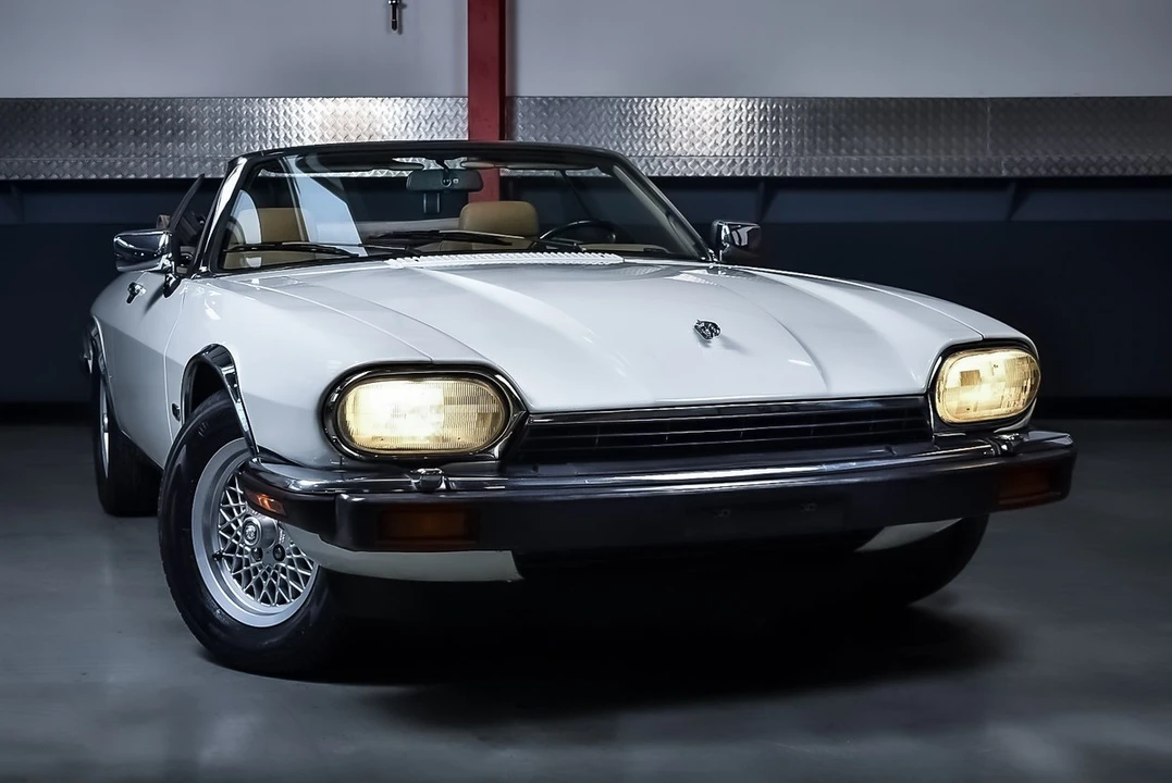 1992 Jaguar XJS Convertible - Image 8 of 30