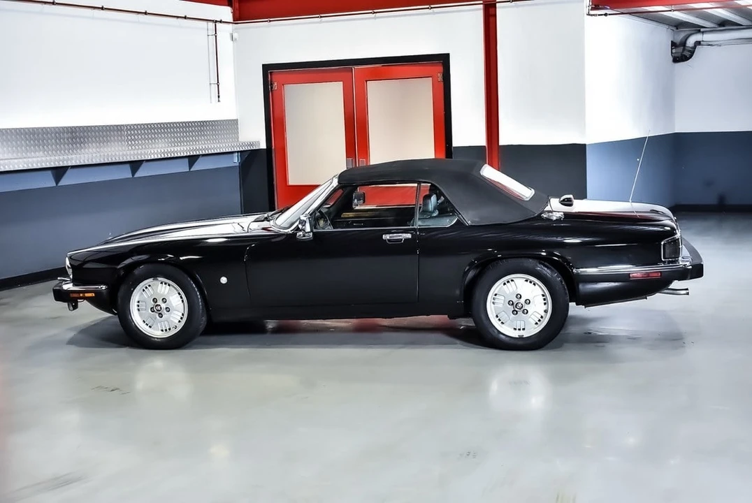 1992 Jaguar XJS Convertible - Image 21 of 30