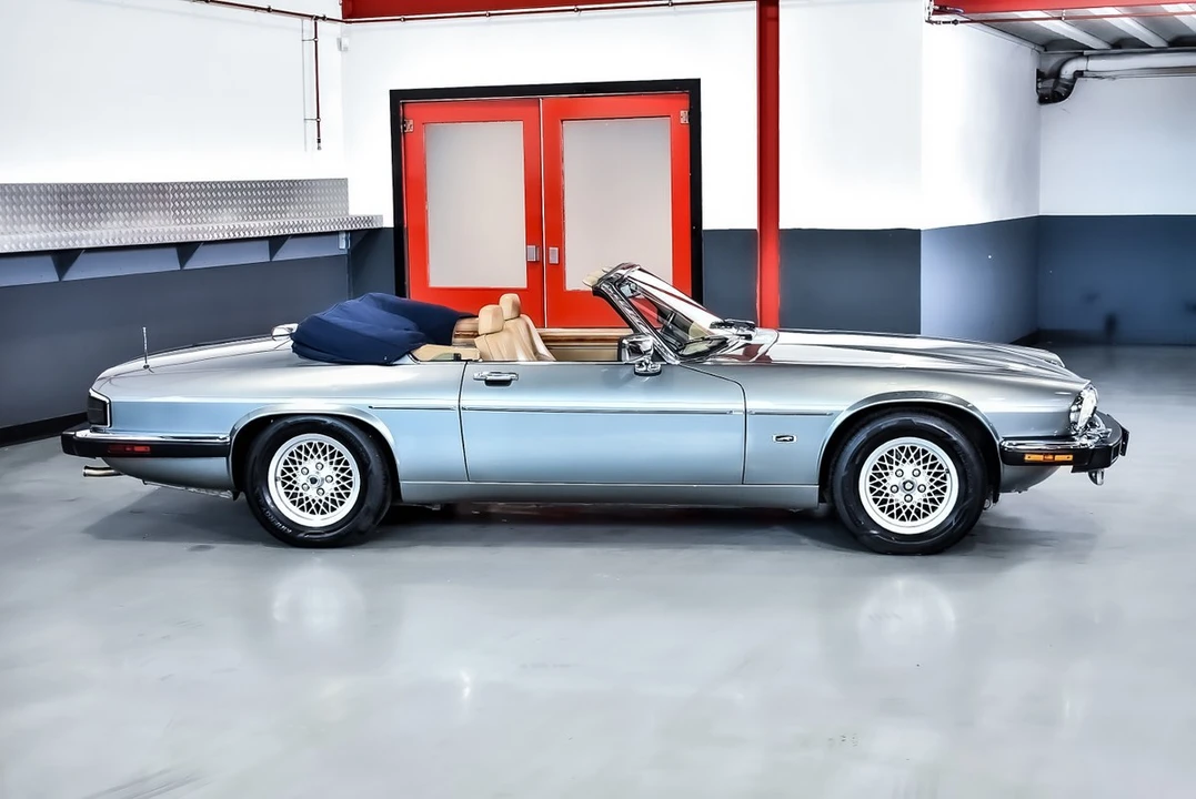 1992 Jaguar XJS Convertible - Image 8 of 30