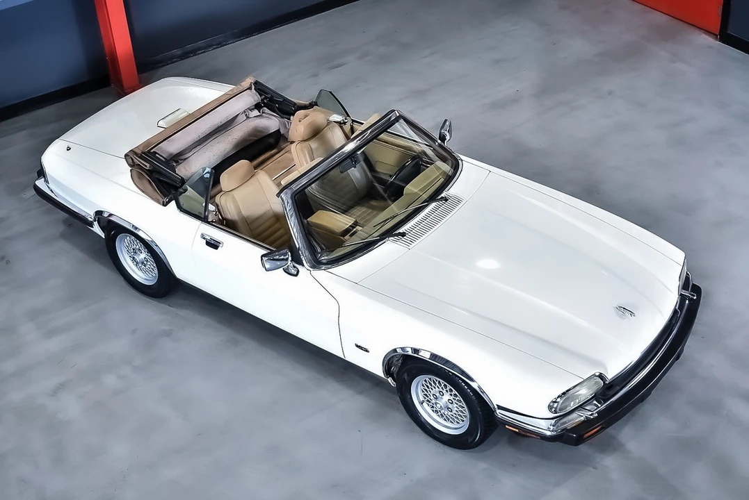 1992 Jaguar XJS Convertible - Image 16 of 30