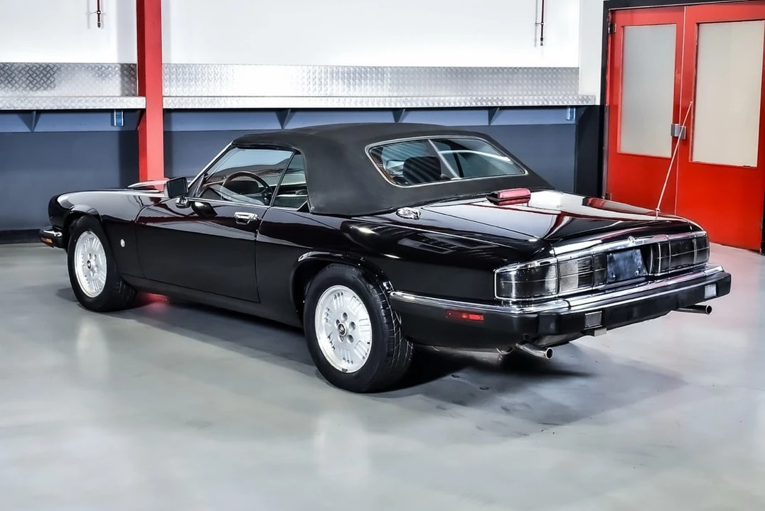1992 Jaguar XJS Convertible - Image 20 of 30