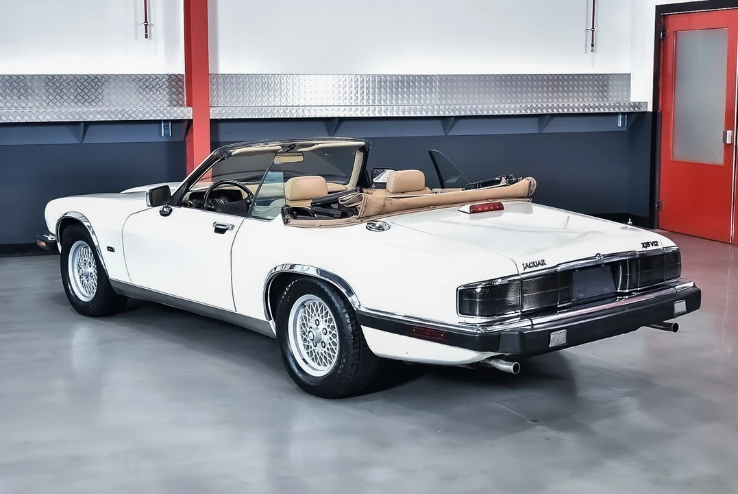 1992 Jaguar XJS Convertible - Image 20 of 30
