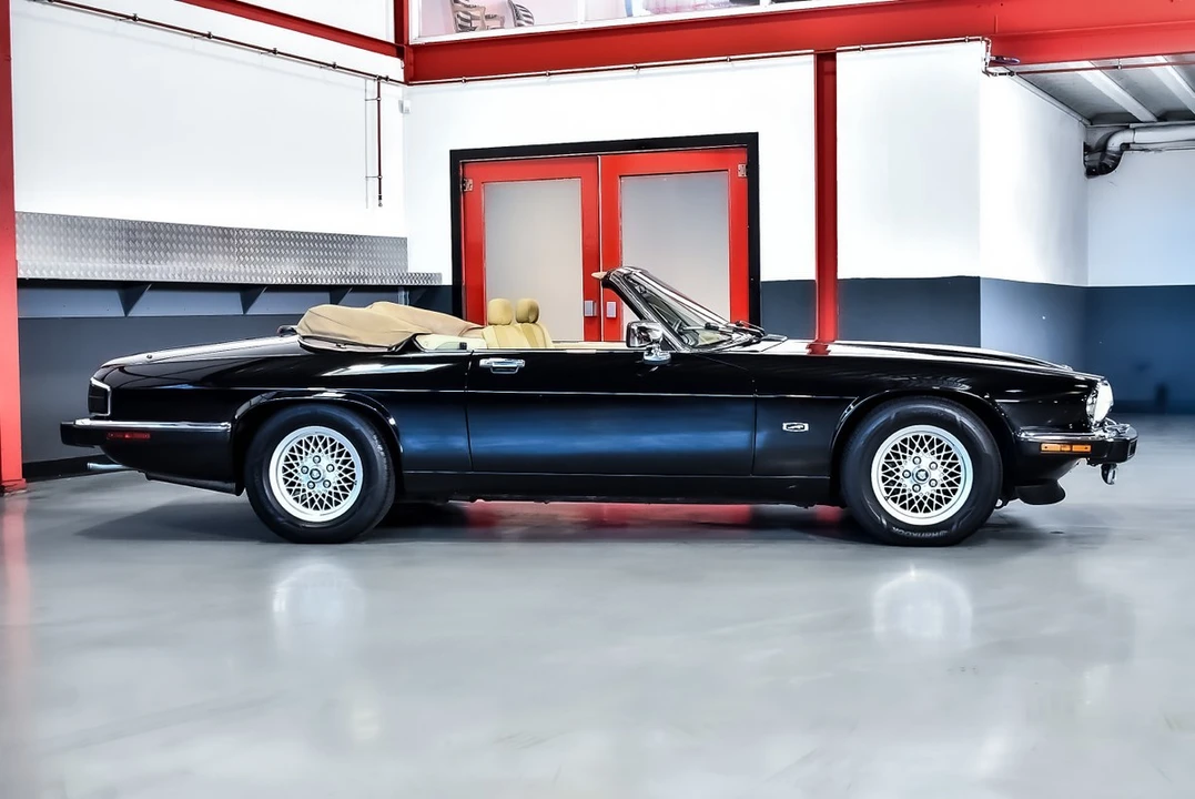 1992 Jaguar XJS Facelift V12 - Image 17 of 30