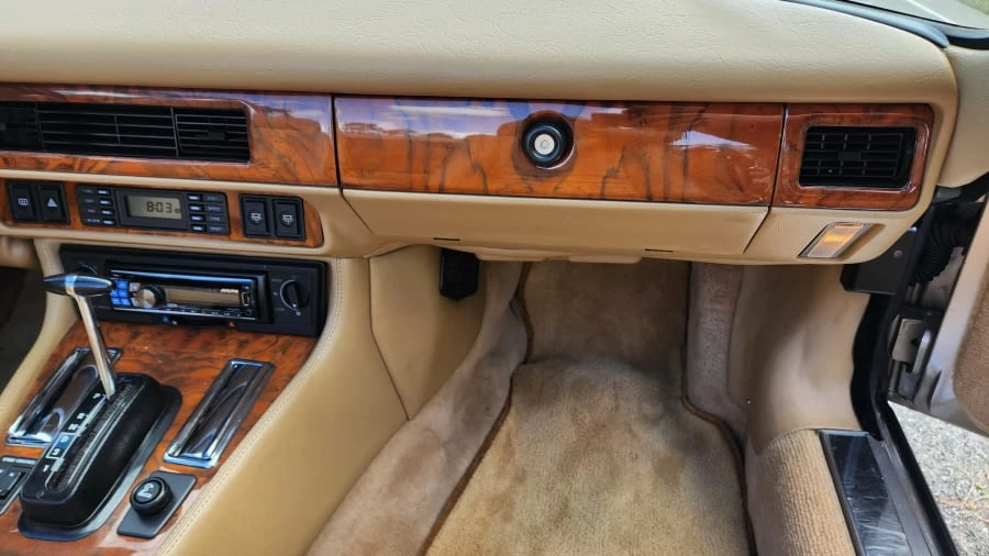1992 Jaguar XJS Convertible - Image 21 of 28