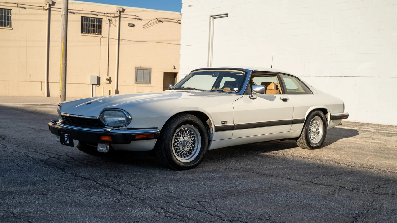 1992 Jaguar XJS Facelift V12 - Image 18 of 31