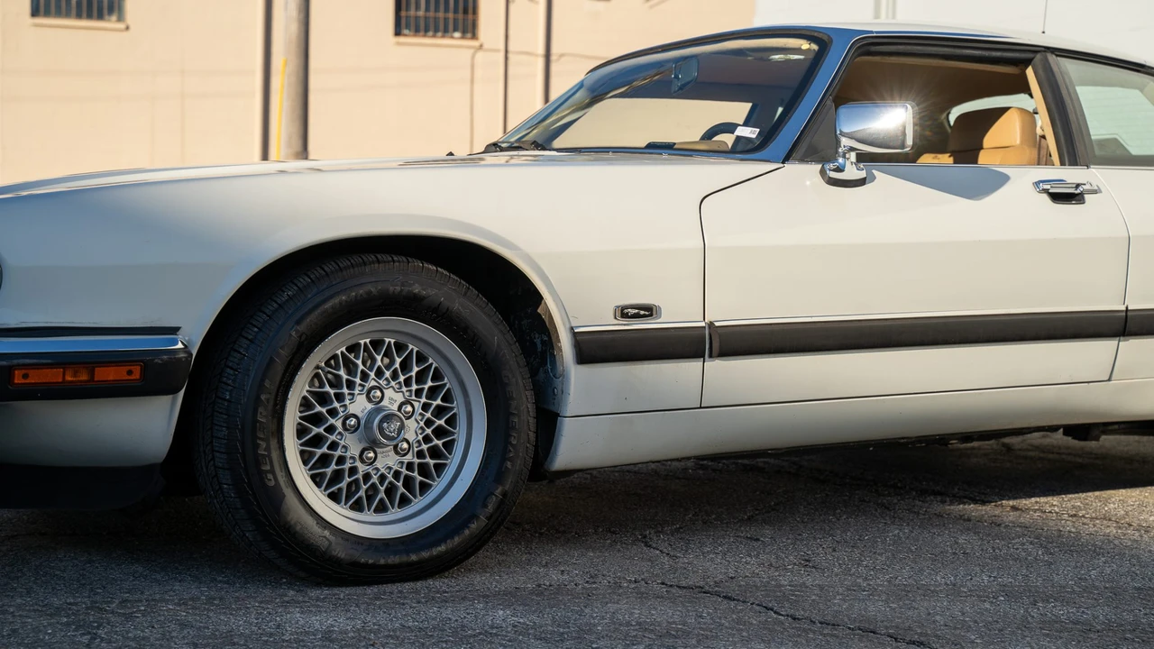 1992 Jaguar XJS Facelift V12 - Image 30 of 31