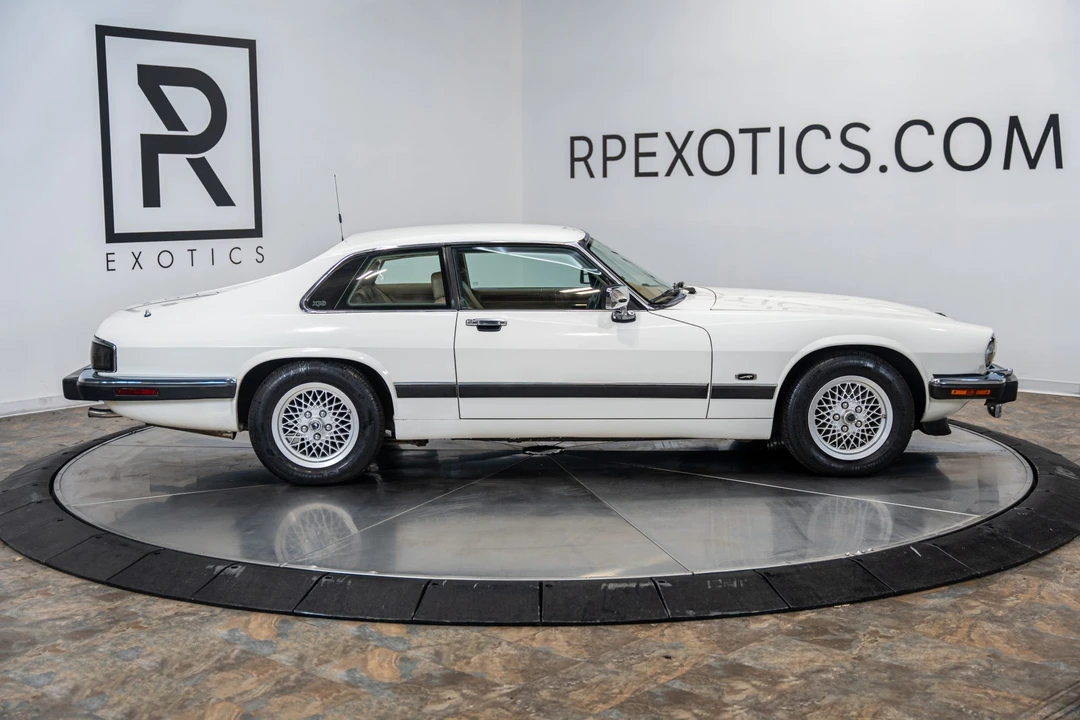 1992 Jaguar XJS Facelift V12 - Image 19 of 31