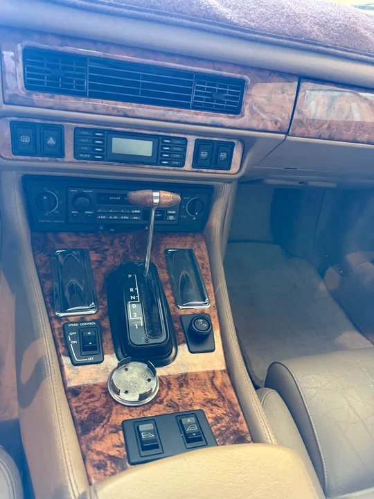 1992 Jaguar XJS - Image 10 of 12