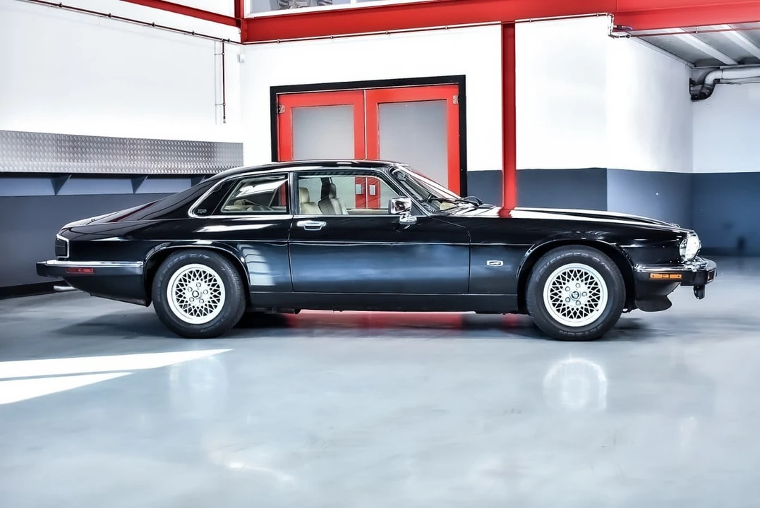 1992 Jaguar XJS Facelift V12 - Image 17 of 30