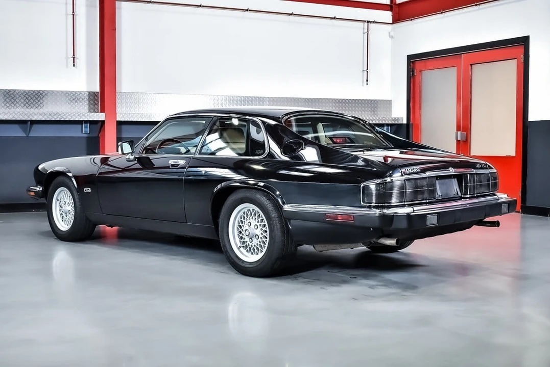 1992 Jaguar XJS Facelift V12 - Image 25 of 30
