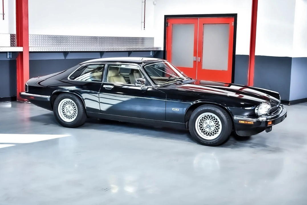 1992 Jaguar XJS Facelift V12 - Image 14 of 30