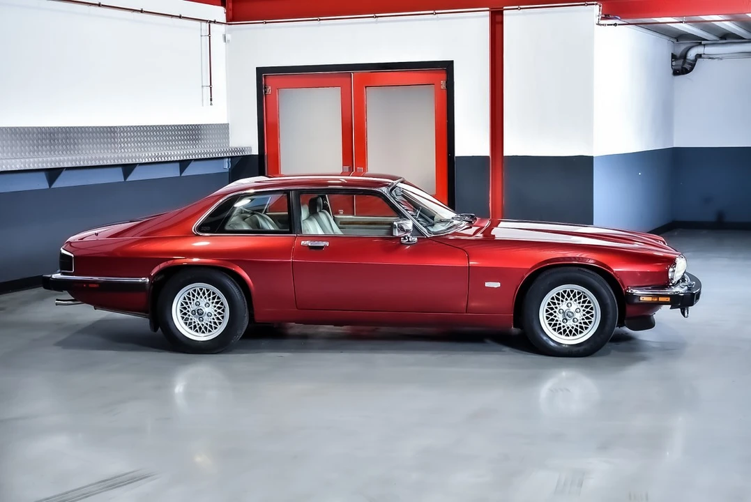 1992 Jaguar XJS Facelift V12 - Image 13 of 30