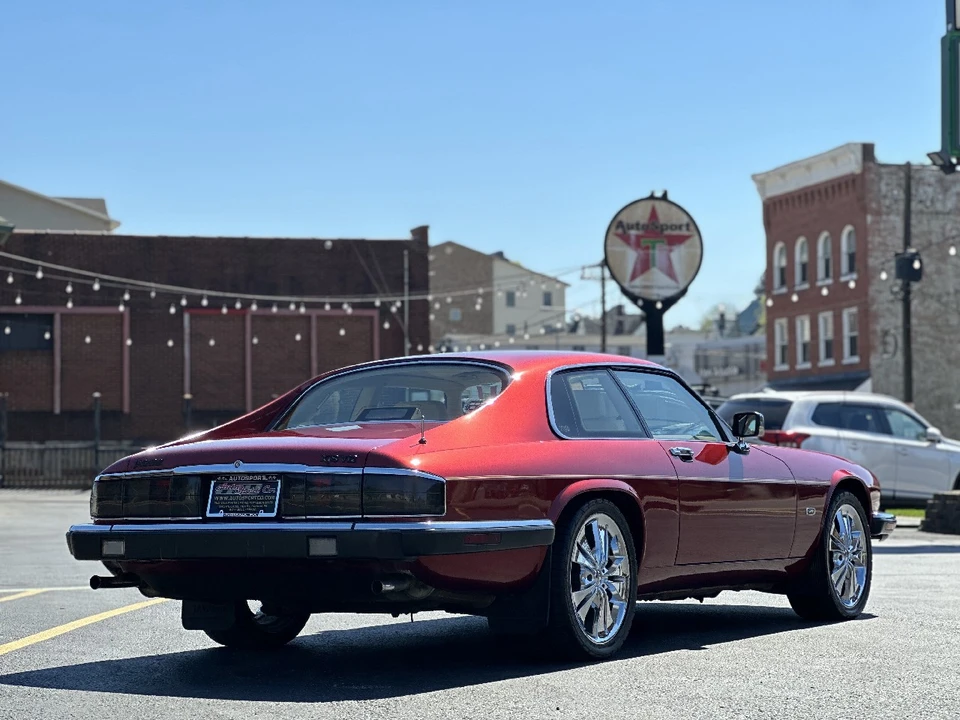 1992 Jaguar XJS - Image 3 of 12