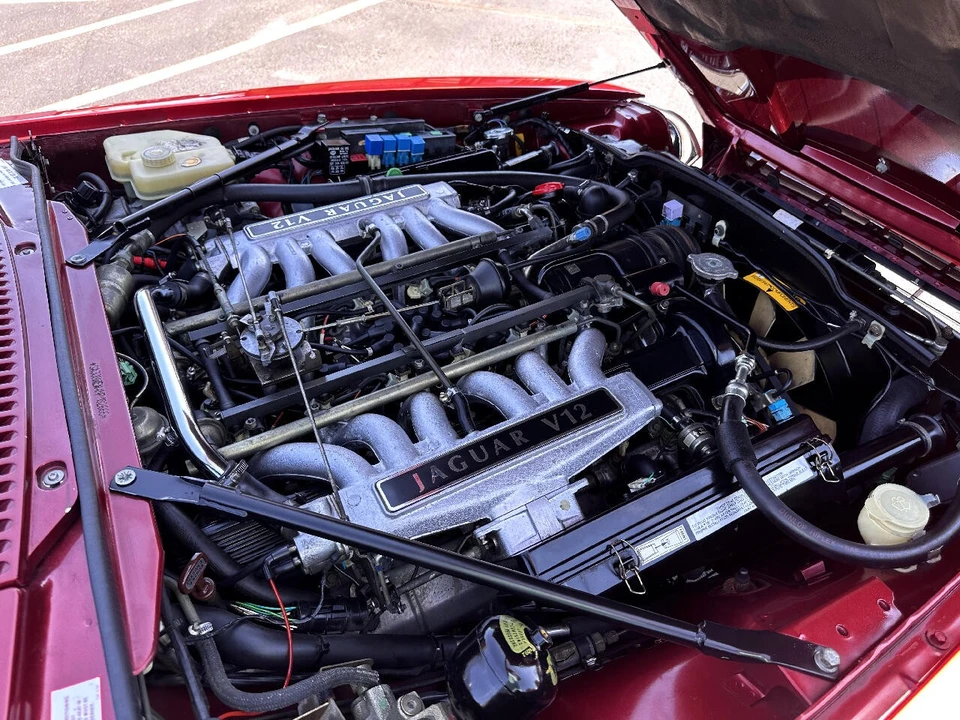 1992 Jaguar - Image 30 of 31