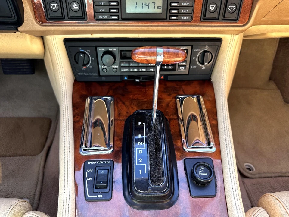 1992 Jaguar - Image 24 of 31