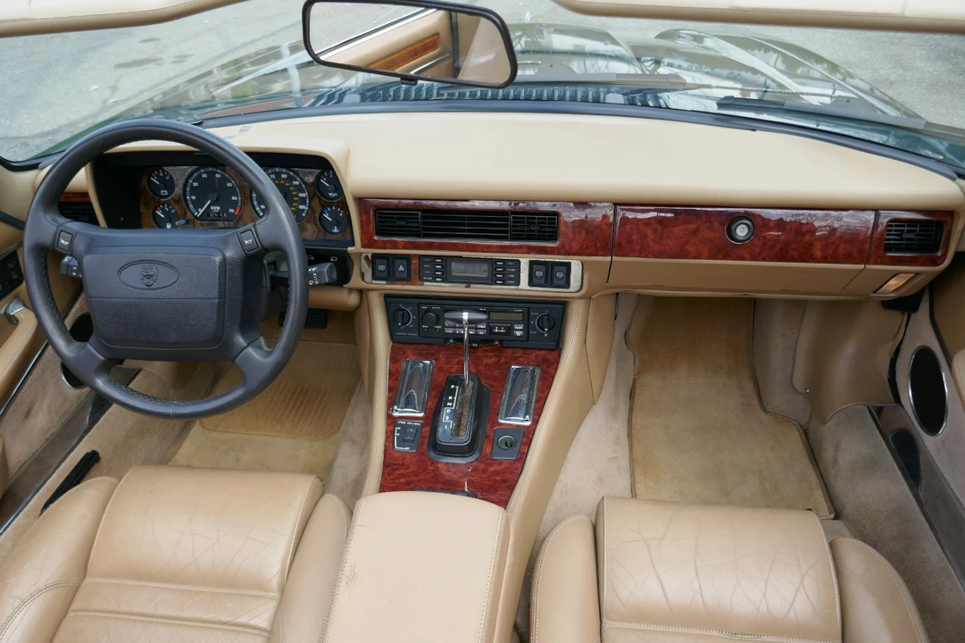1992 Jaguar XJS Facelift V12 - Image 15 of 21
