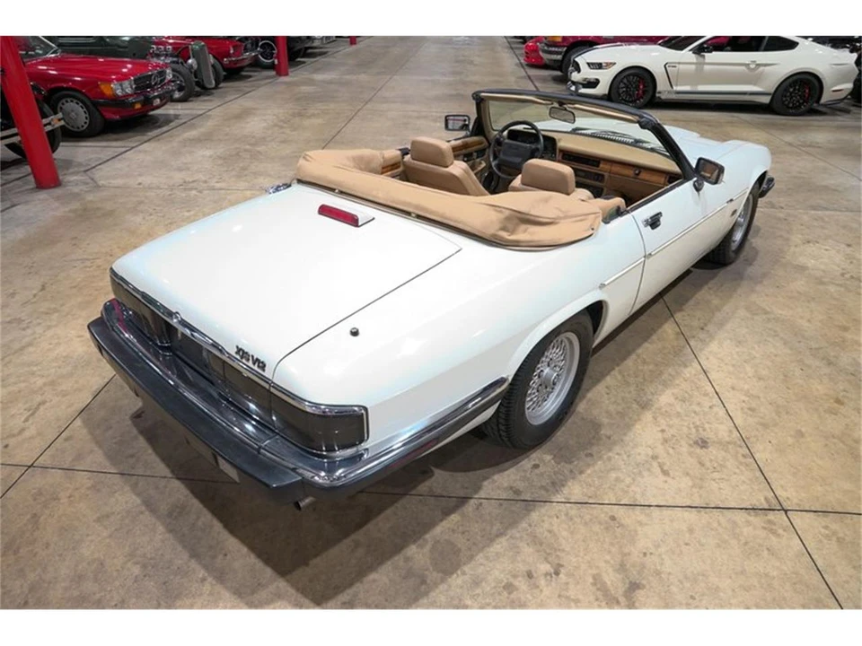 1992 Jaguar XJS - Image 17 of 31