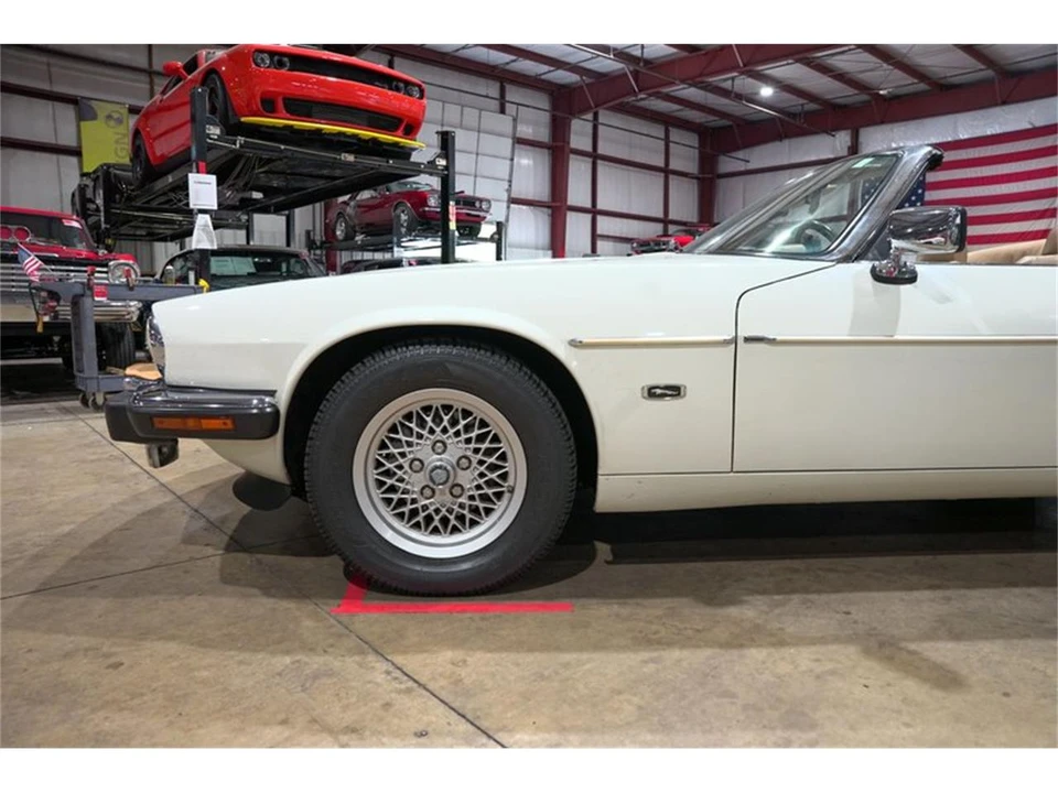 1992 Jaguar XJS - Image 3 of 31