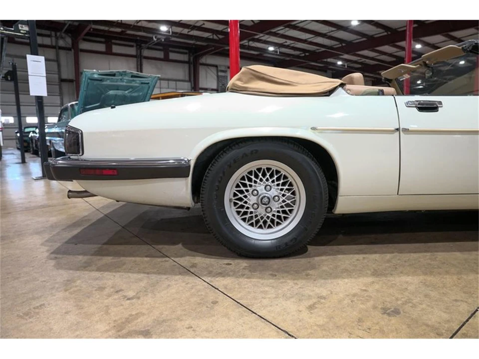1992 Jaguar XJS - Image 9 of 31