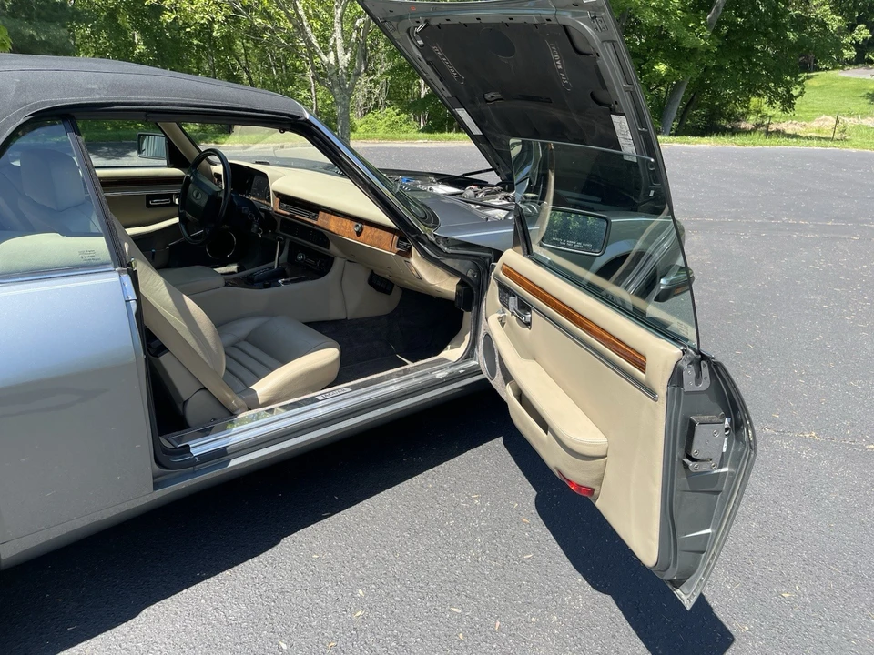 1992 Jaguar XJS - Image 17 of 22