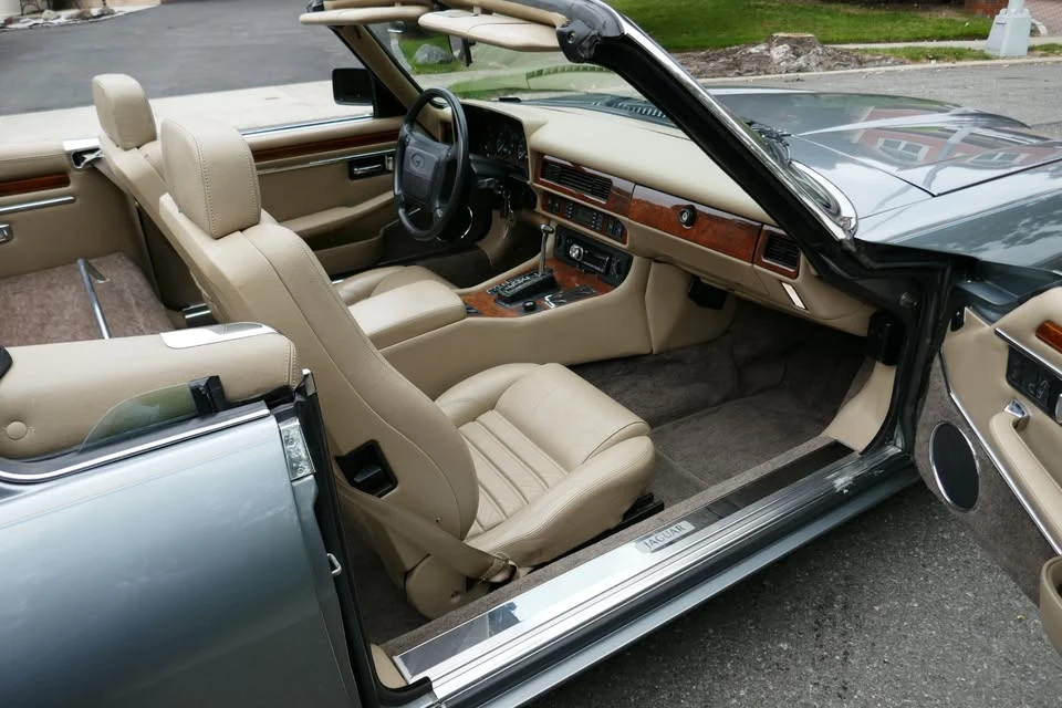 1992 Jaguar XJS Convertible - Image 9 of 18