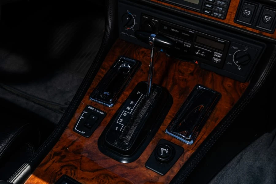 1992 Jaguar XJS Convertible - Image 28 of 31