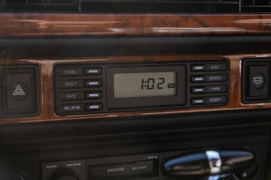 1992 Jaguar XJS Convertible - Image 22 of 31