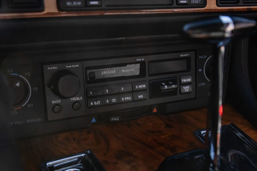 1992 Jaguar XJS Convertible - Image 20 of 31