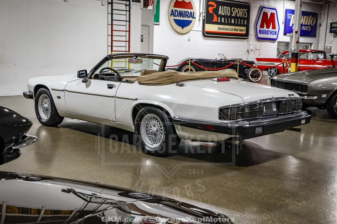 1992 Jaguar - Image 24 of 31