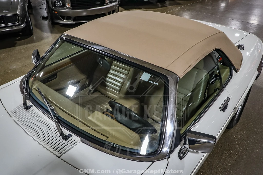 1992 Jaguar - Image 9 of 31
