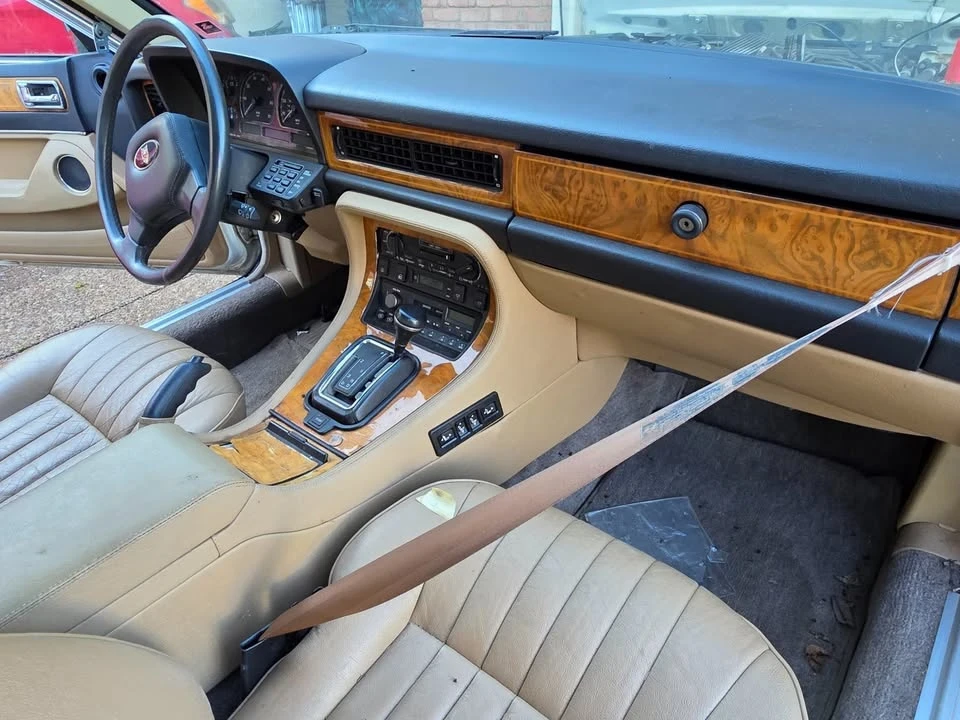 1992 Jaguar XJ40 XJ - Image 9 of 16