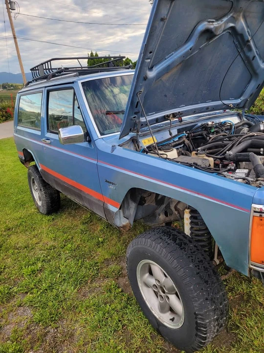 1992 Jeep XJ Cherokee - Image 2 of 3