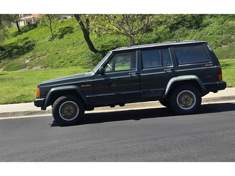 1992 Jeep XJ Cherokee - Image 2 of 5