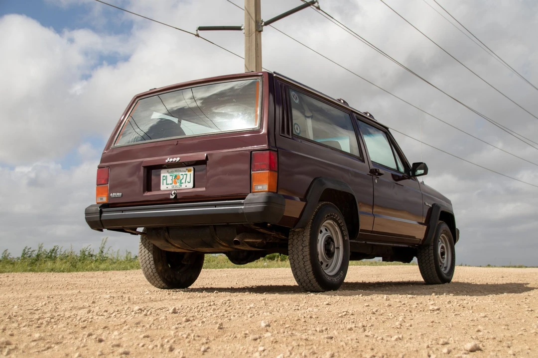 1992 Jeep XJ Cherokee - Image 12 of 31
