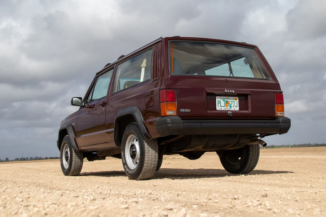 1992 Jeep XJ Cherokee - Image 18 of 31