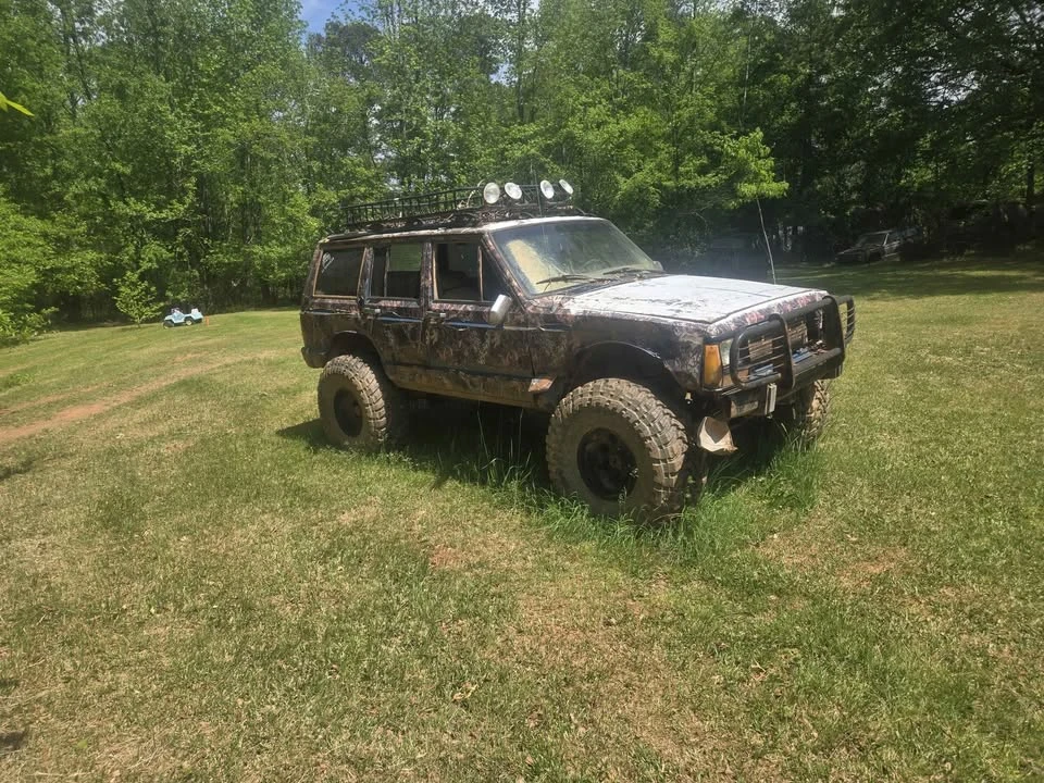 1992 Jeep XJ Cherokee - Image 2 of 3