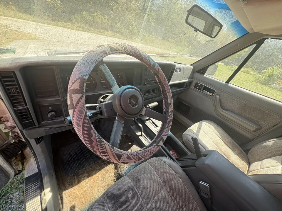1992 Jeep XJ Cherokee - Image 13 of 31